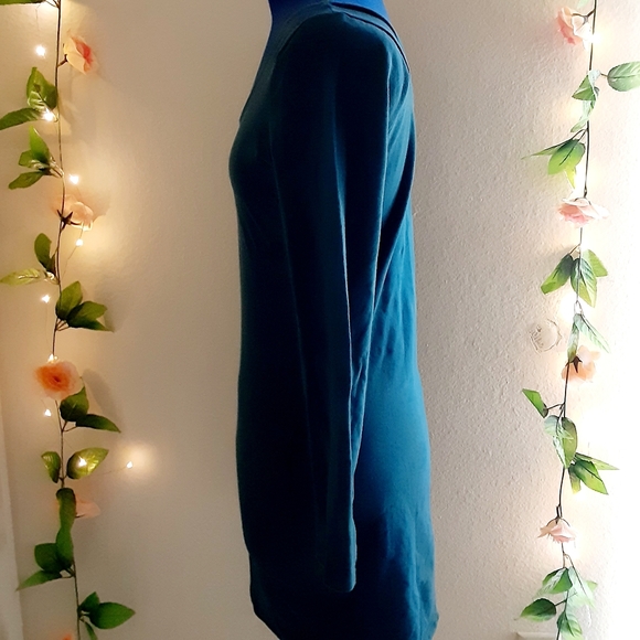 Charlotte Russe teal dress - Picture 4 of 5